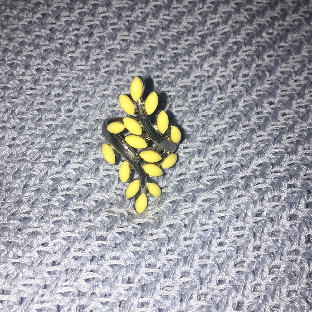 Yellow Ring